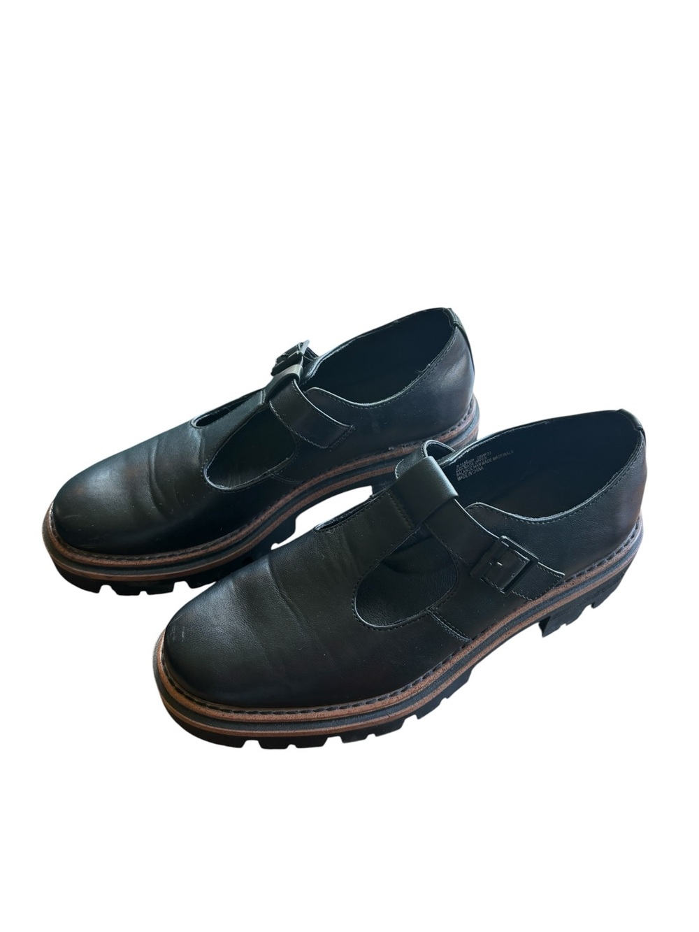 Korks Vega Mary Jane Loafer in black size 9.5